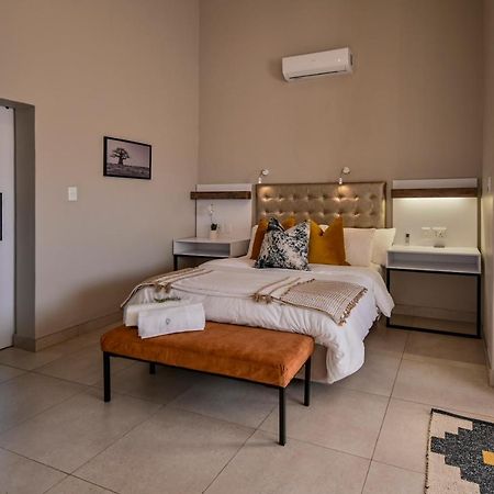Summer Palace Guesthouse Bloemfontein Esterno foto