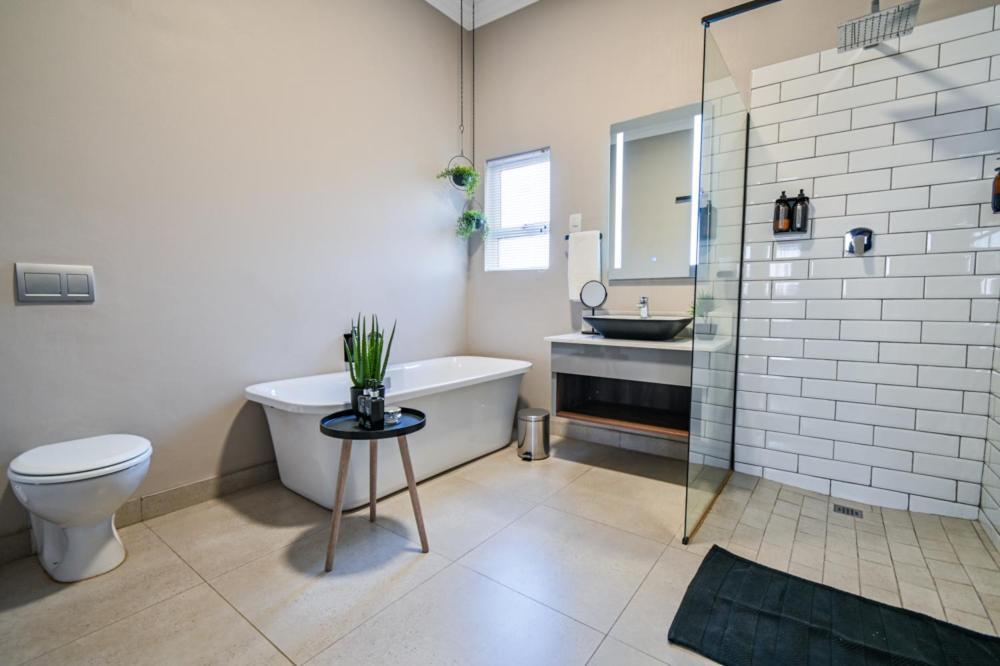 Summer Palace Guesthouse Bloemfontein Esterno foto